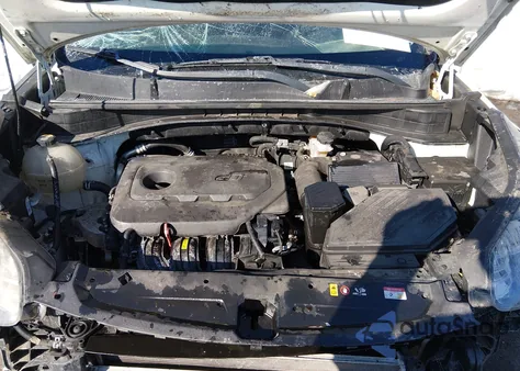 2020 Kia Sportage Lx z USA, uszkodzony, nr VIN KNDPM3AC5L7671334